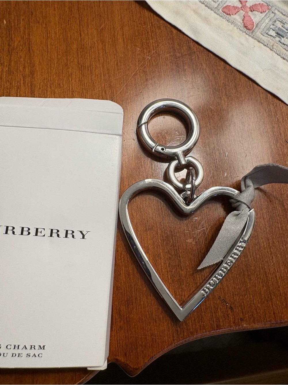 Burberry Silver Heart Bag Charm New - Picture 6 of 6